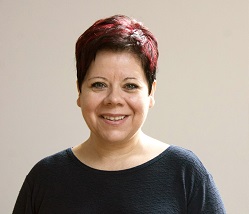 Eszter Tibold